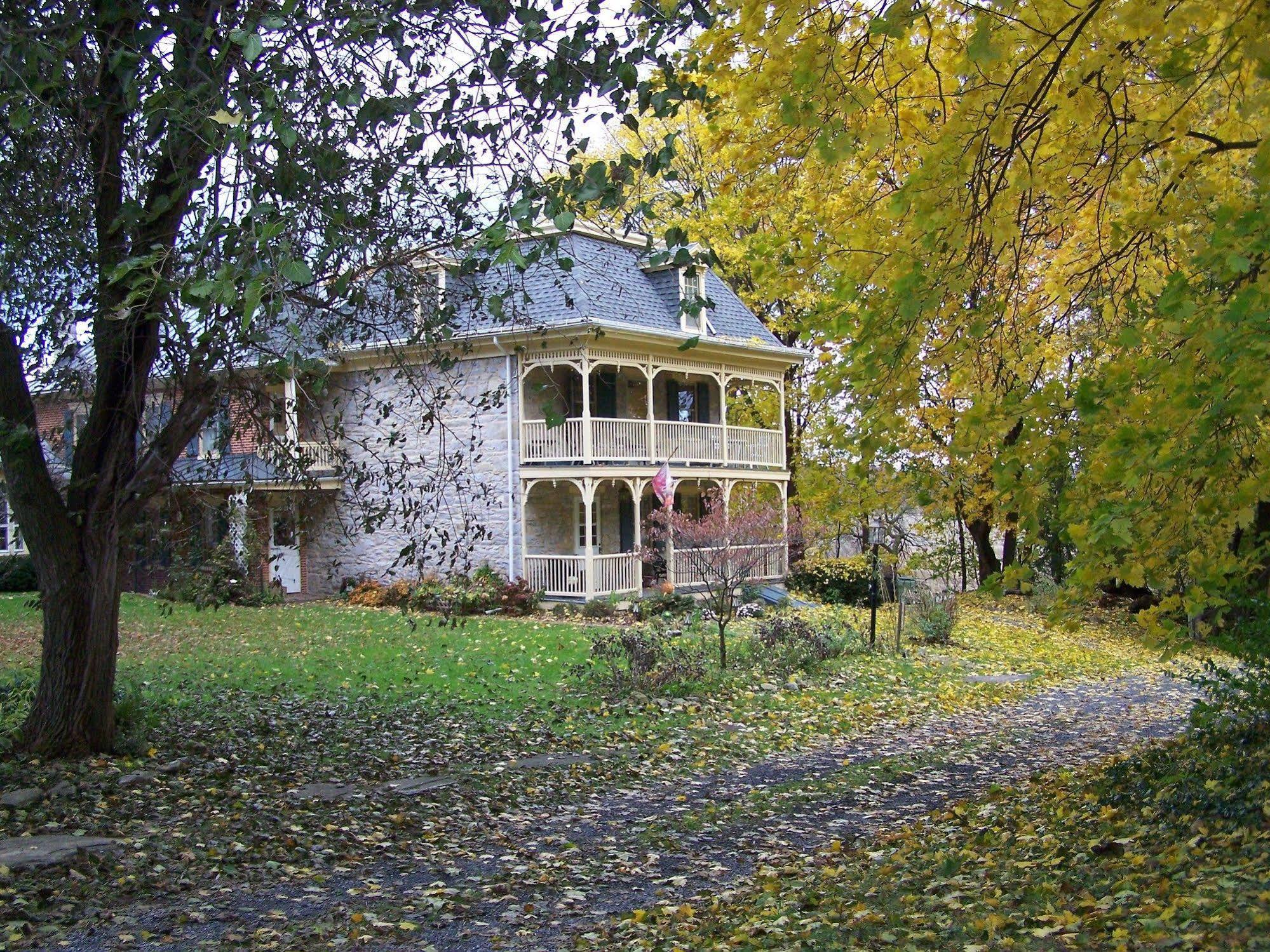 Fallen Tree Farm Bed&Breakfast Carlisle Exterior foto